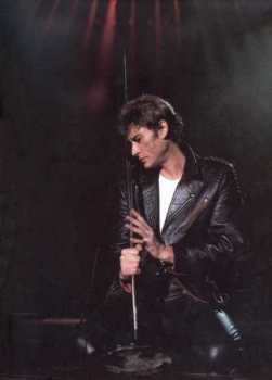 ces quelques pleurs me sont ch�rs...