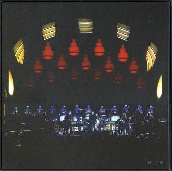 Coffret LP CD DVD Bluray Les Vieilles Canailles Le Live Warner 1902 95380427