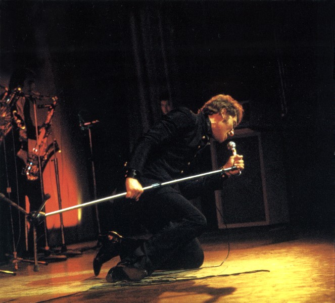 CD-DVD  Un soirl'Olympia  Universal 538 9725